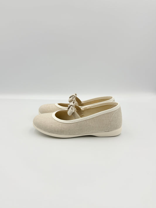 Mary Jane 'Bow' Sand