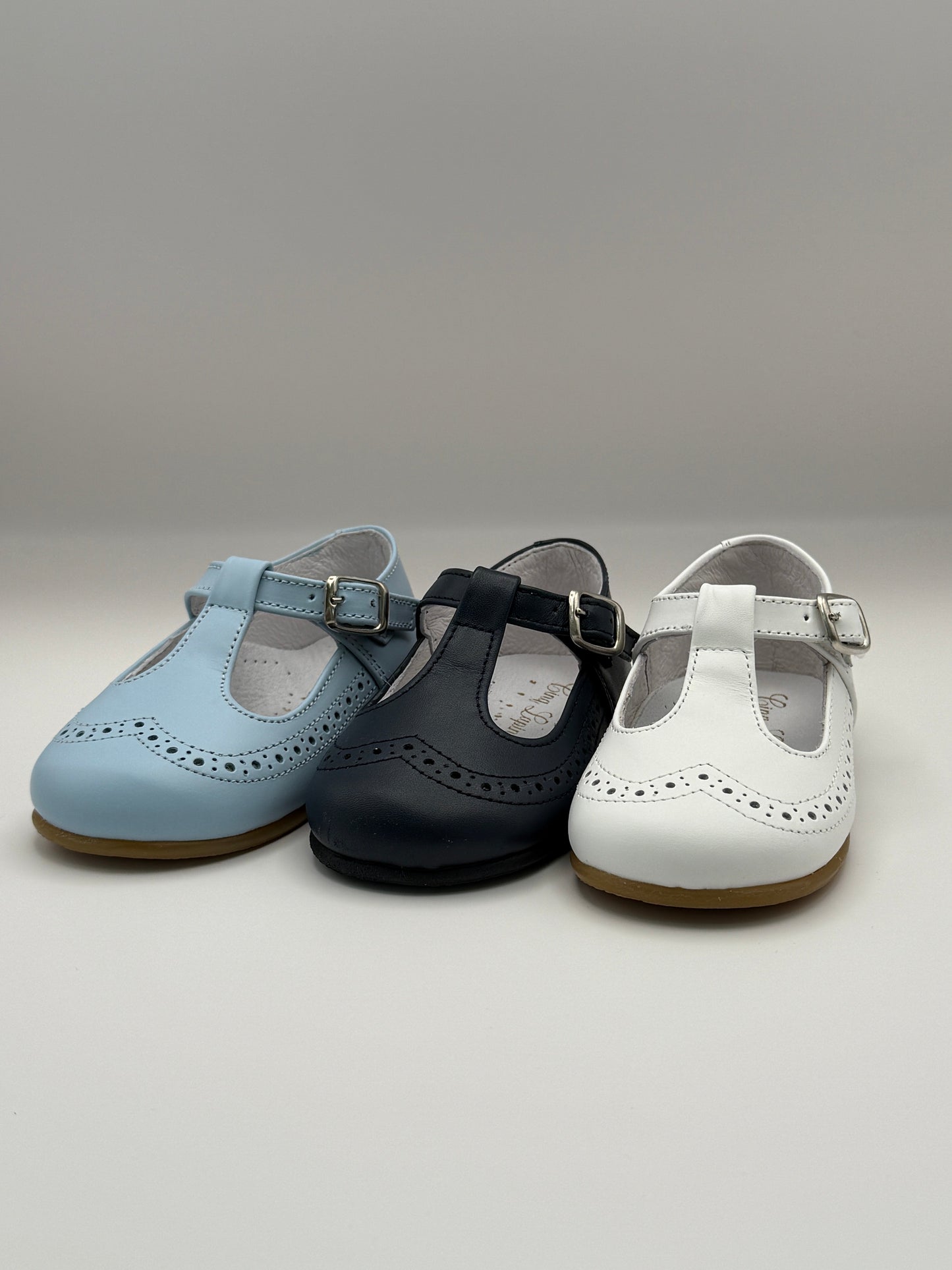 Oxford T-strap White