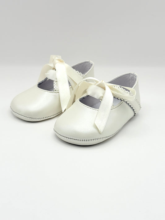 Crib Shoe Mary Jane Silk Ivory