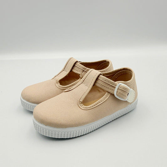 T- Strap 'Naia' Sand