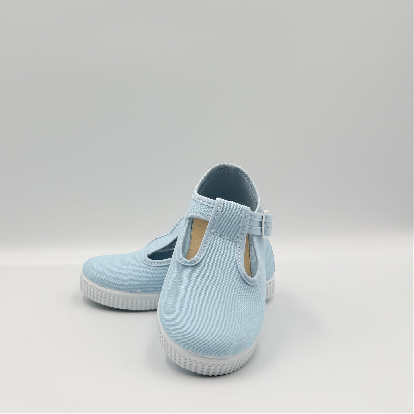 T- Strap 'Naia' Sky Blue