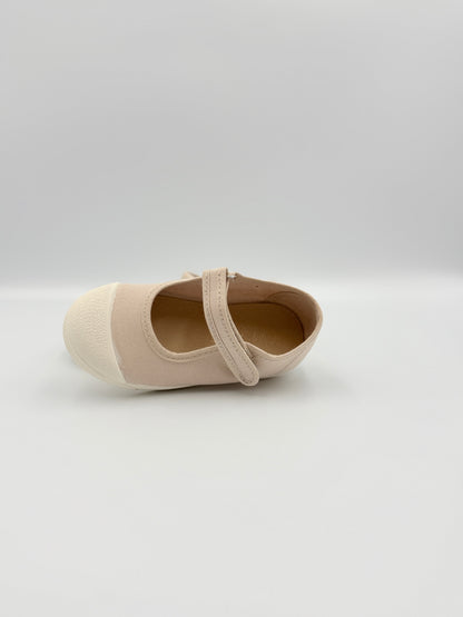 Mary Jane 'Cap Toe' Sand