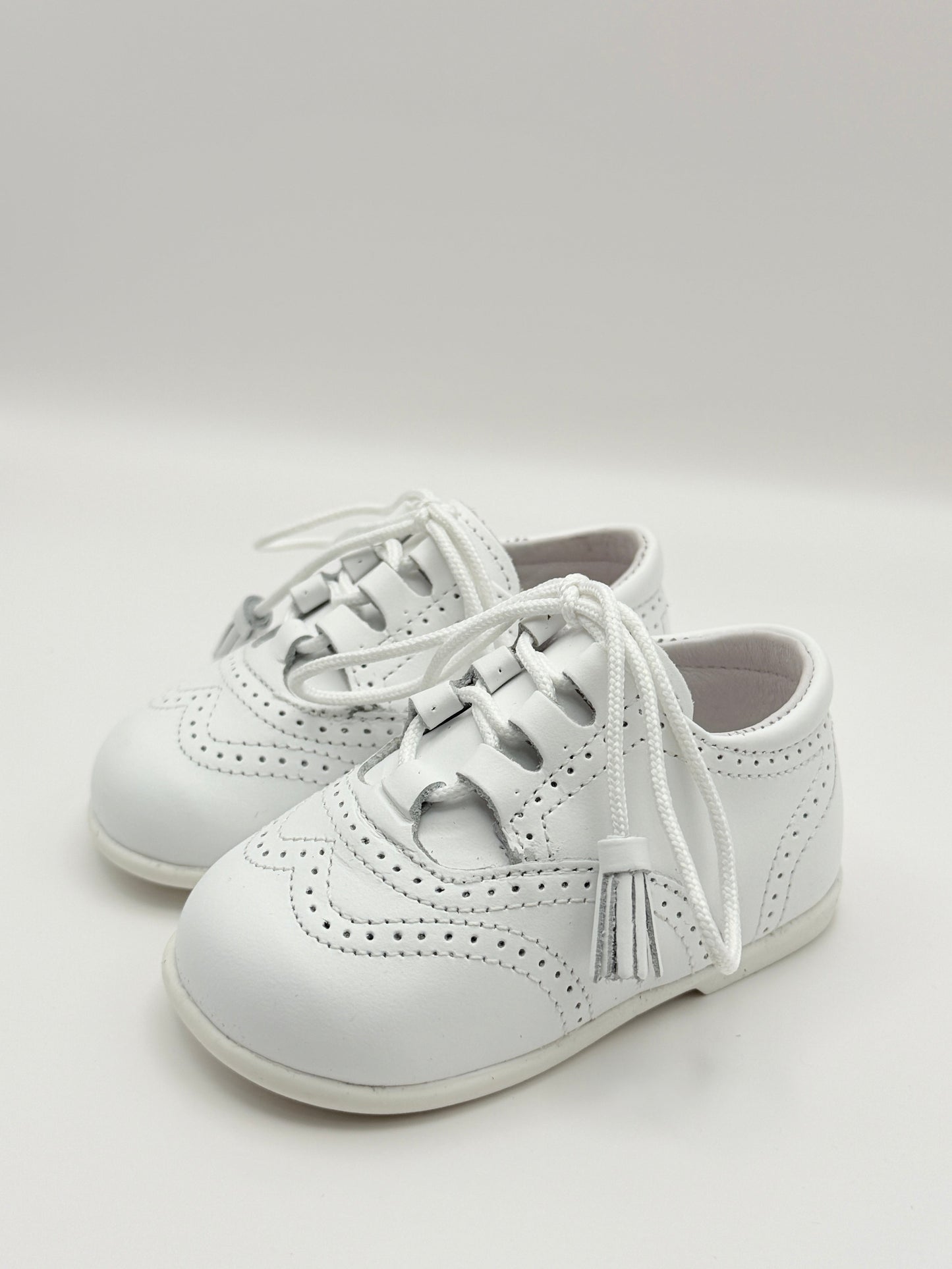 Lace-Up Shoes White