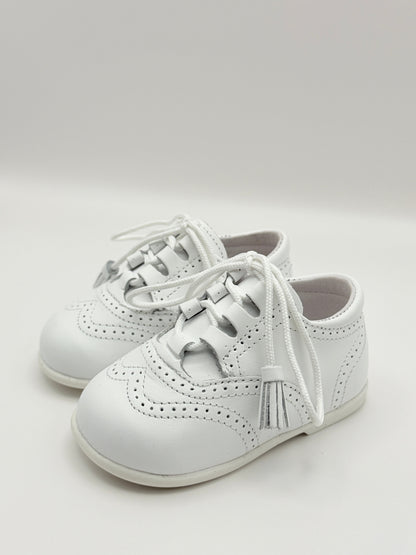 Lace-Up Shoes White