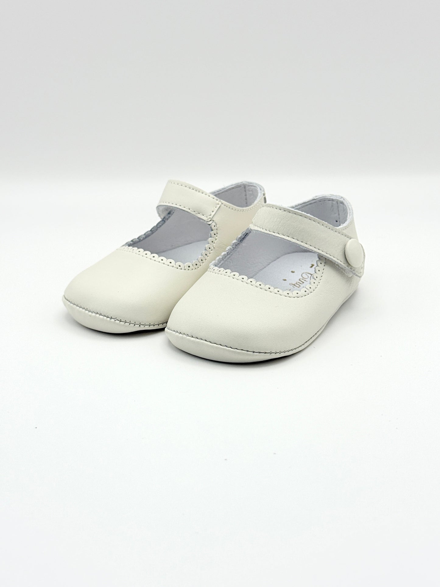 Crib Shoe Mary Jane Button Porcelain