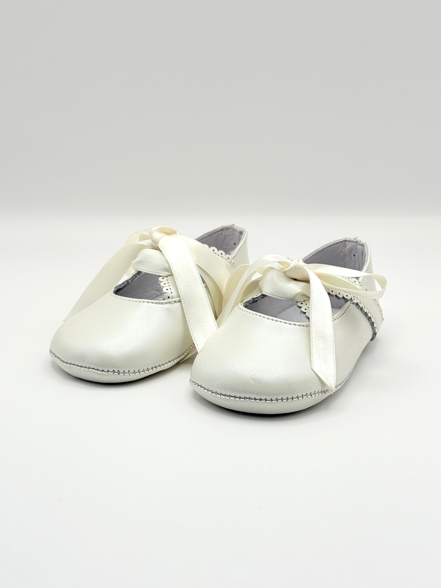 Crib Shoe Mary Jane Silk Ivory
