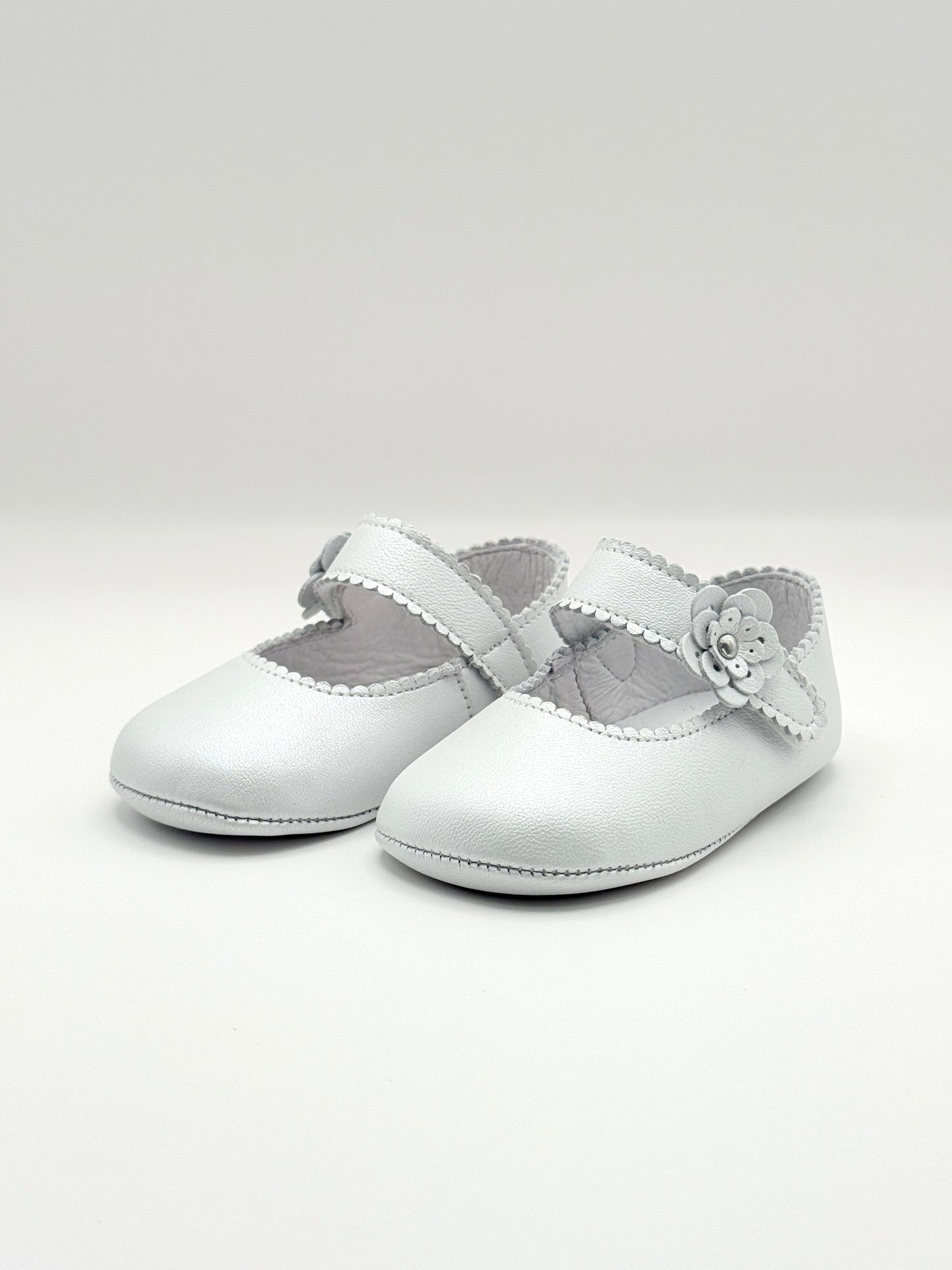 Crib Shoe Mary Jane Flor Pearl White