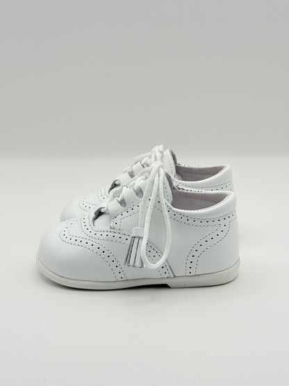 Lace-Up Shoes White