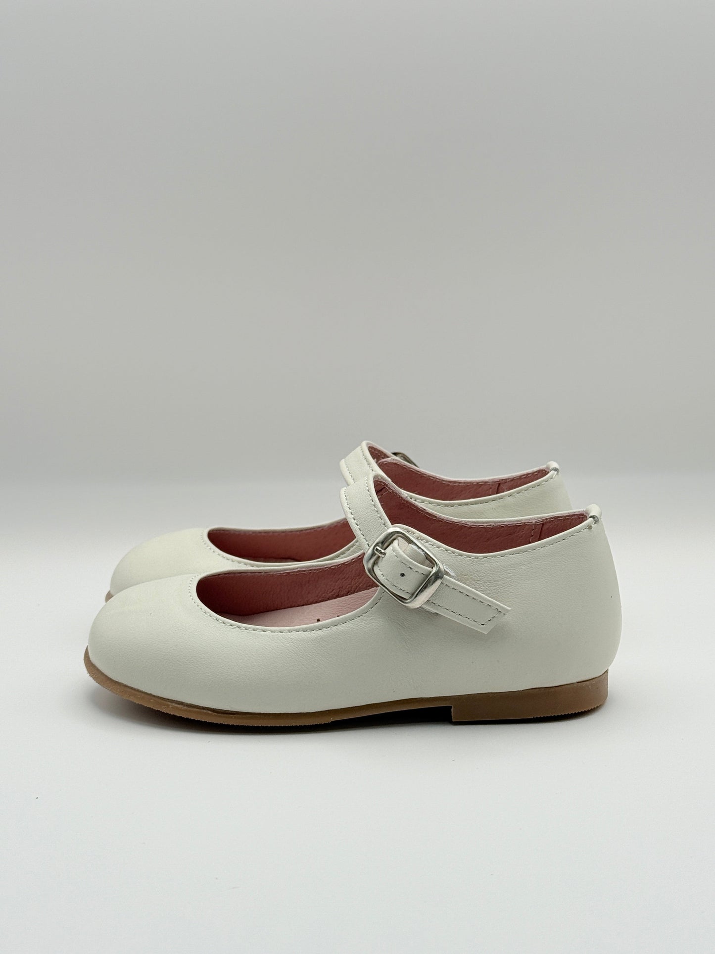 Mary Jane Magic Porcelain