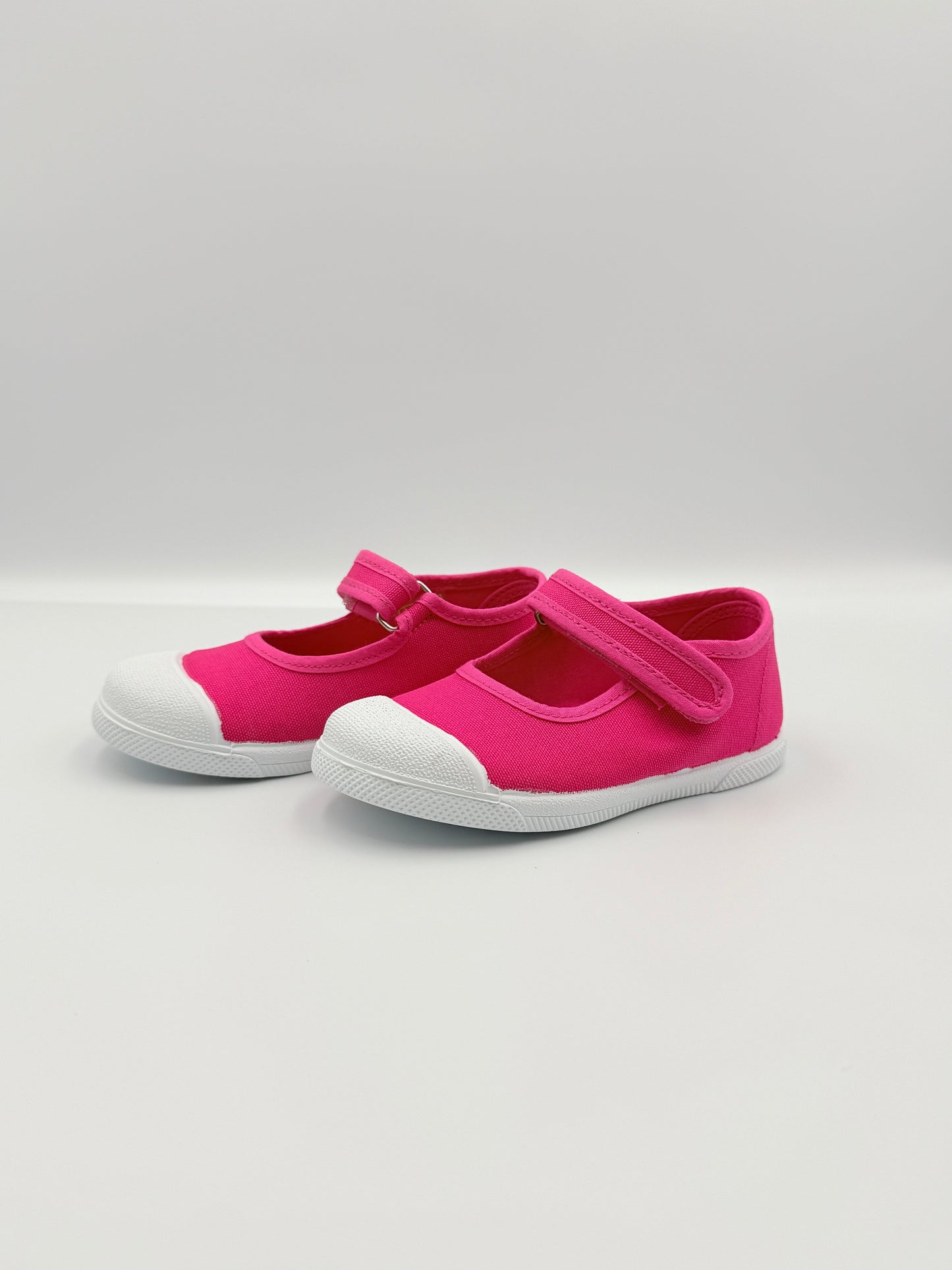 Mary Jane 'Cap Toe' Fuchsia