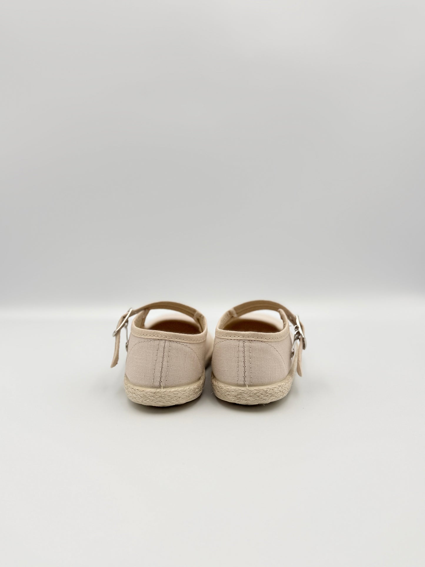 Mary Jane Linus Jute' Sand