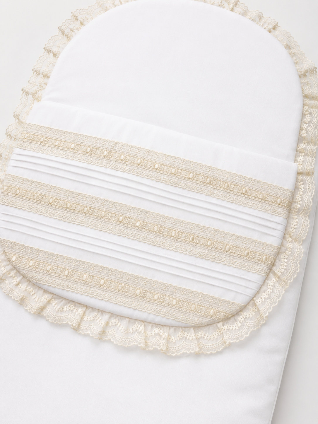 Baby Nest 'Pasacintas Gold'