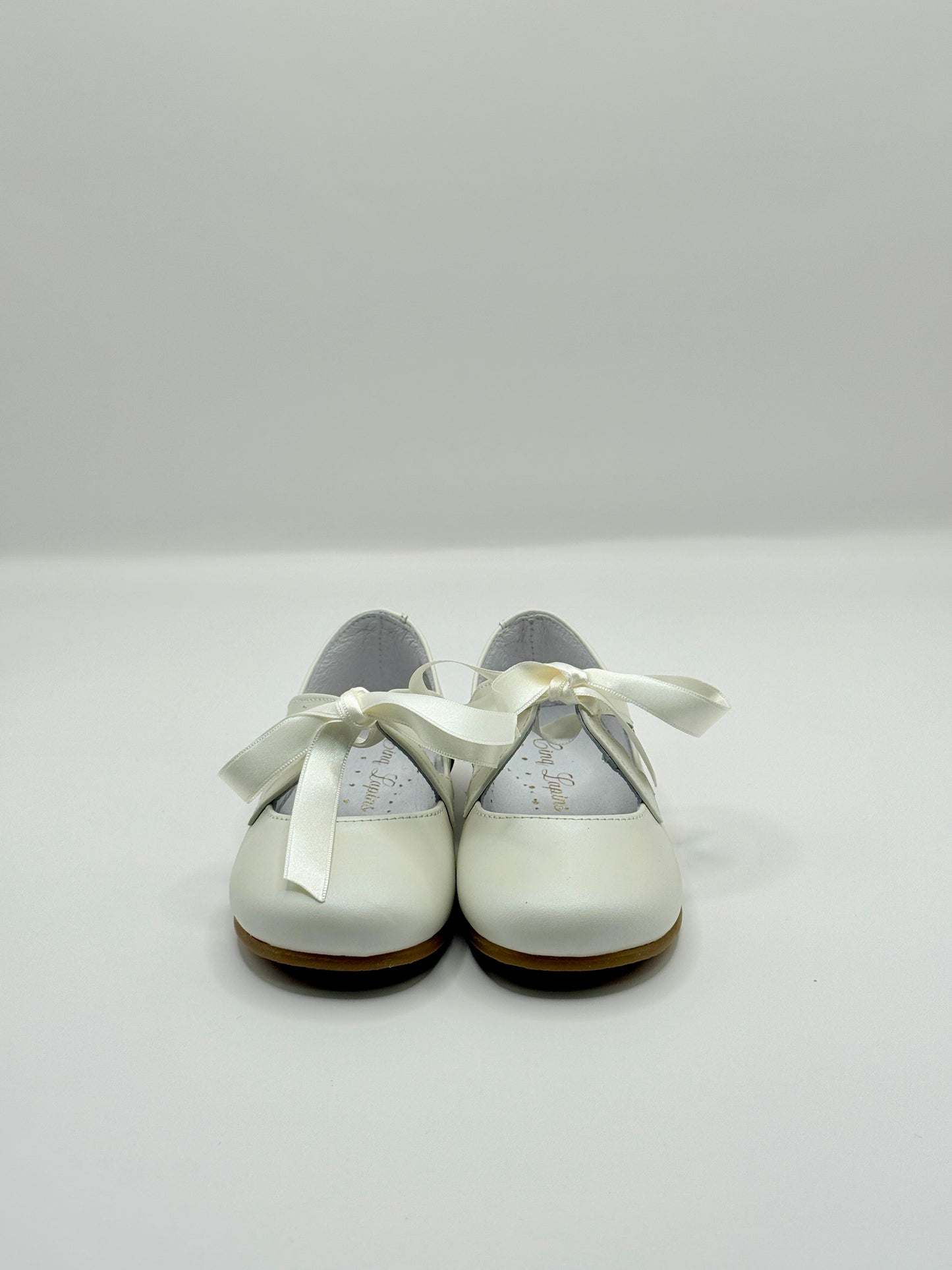 Mary Jane Silk Porcelain