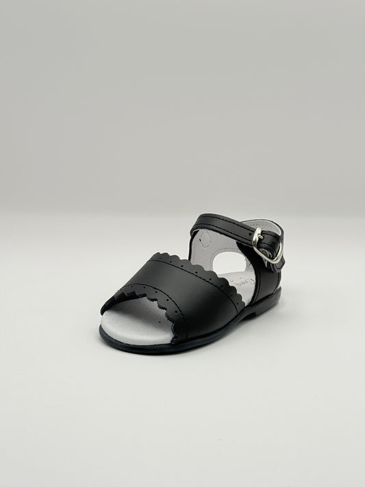 Sandal Scallop Navy
