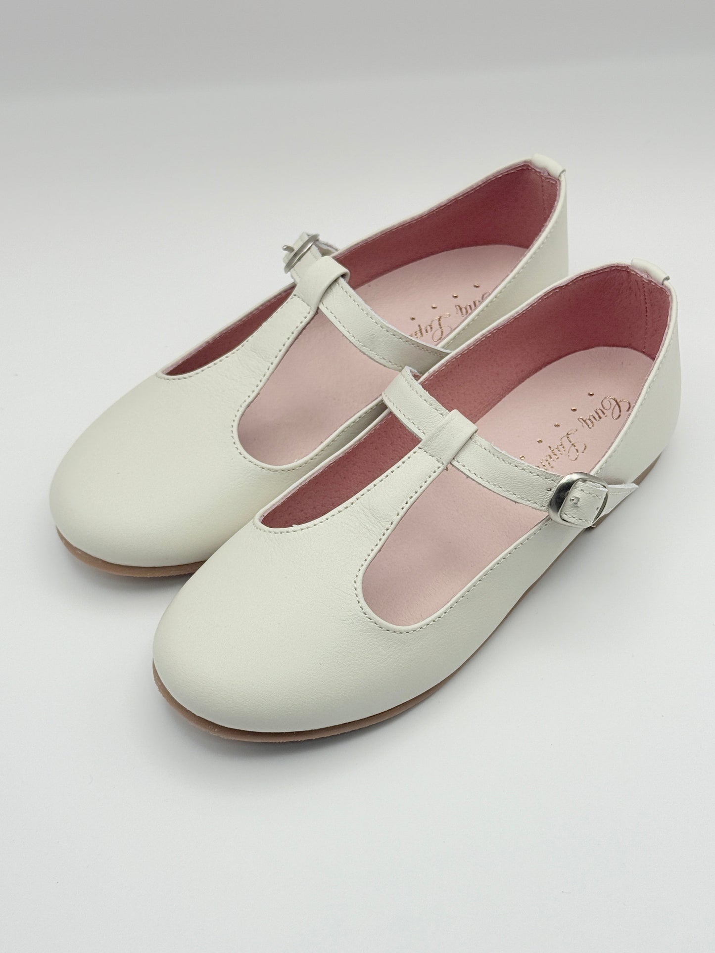 Mary Jane Leticia Porcelain
