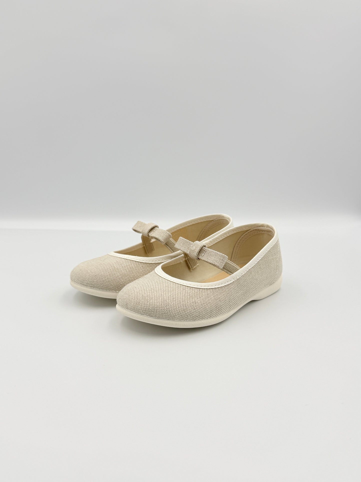 Mary Jane 'Bow' Sand