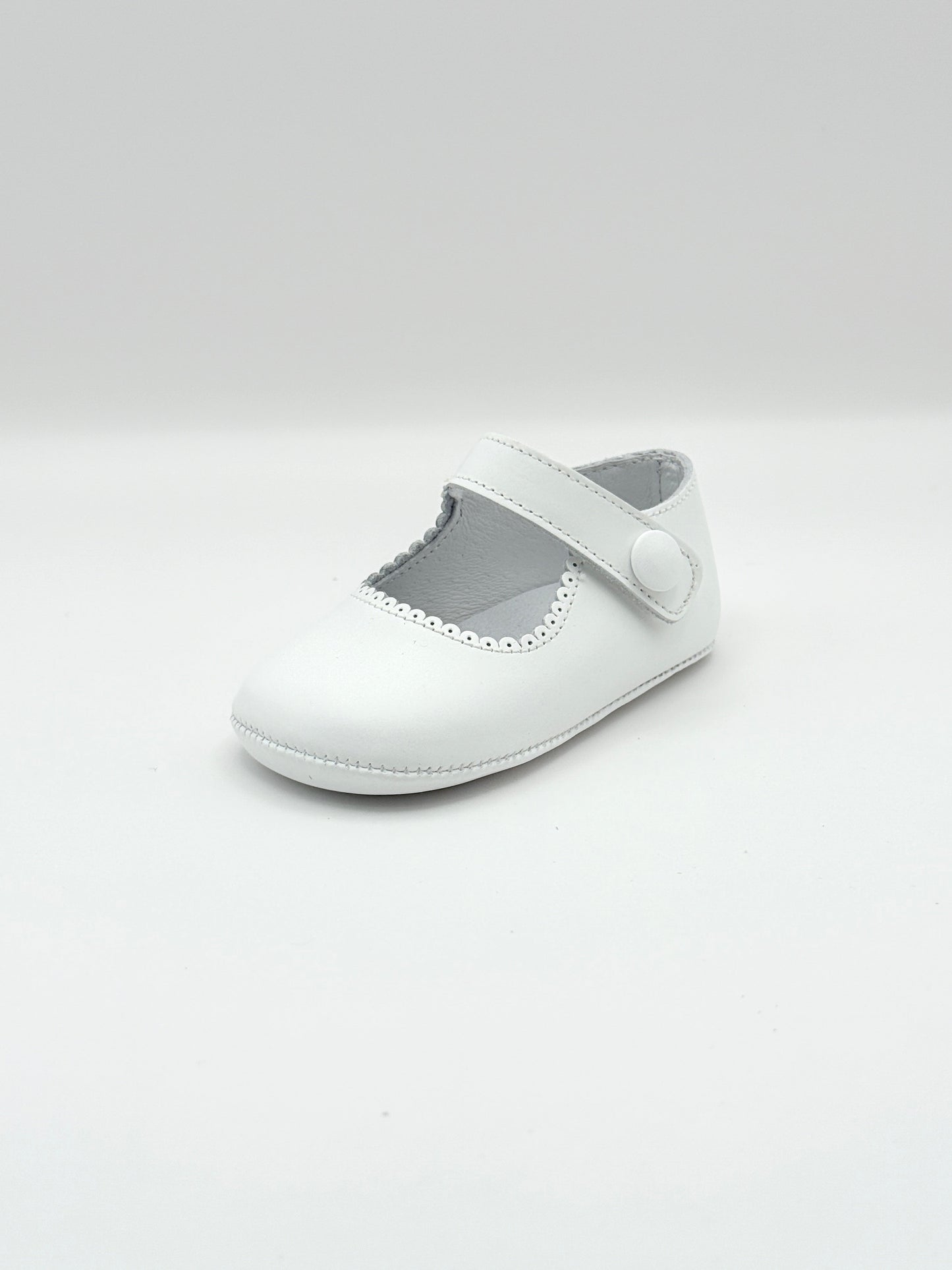 Crib Shoe Mary Jane Button White