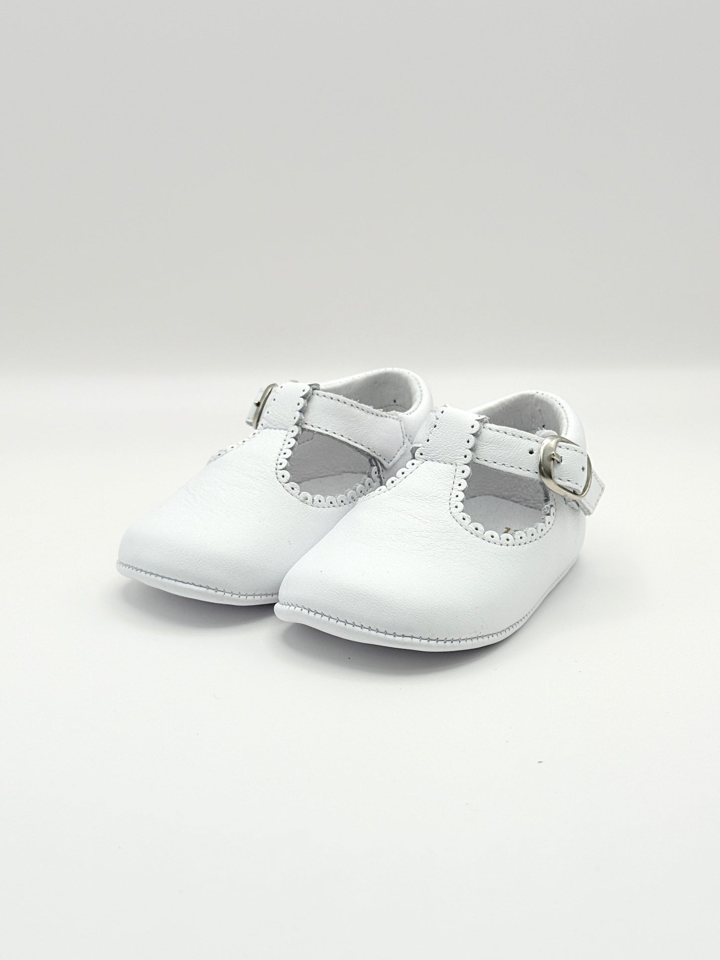 Crib Shoe T-Strap Napa White