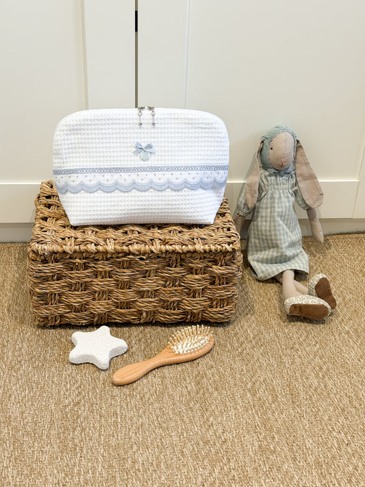 Toiletry Bag Dots