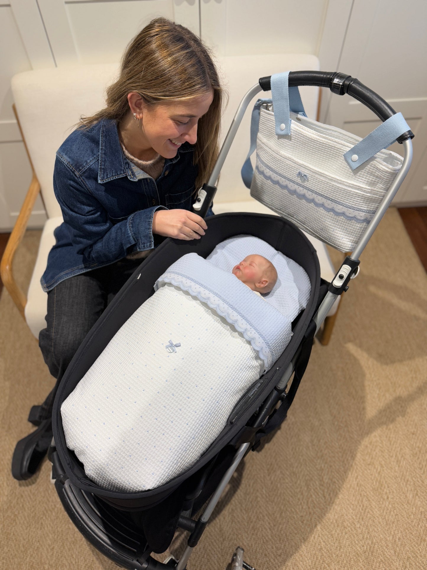 Carry Cot Dots Blue