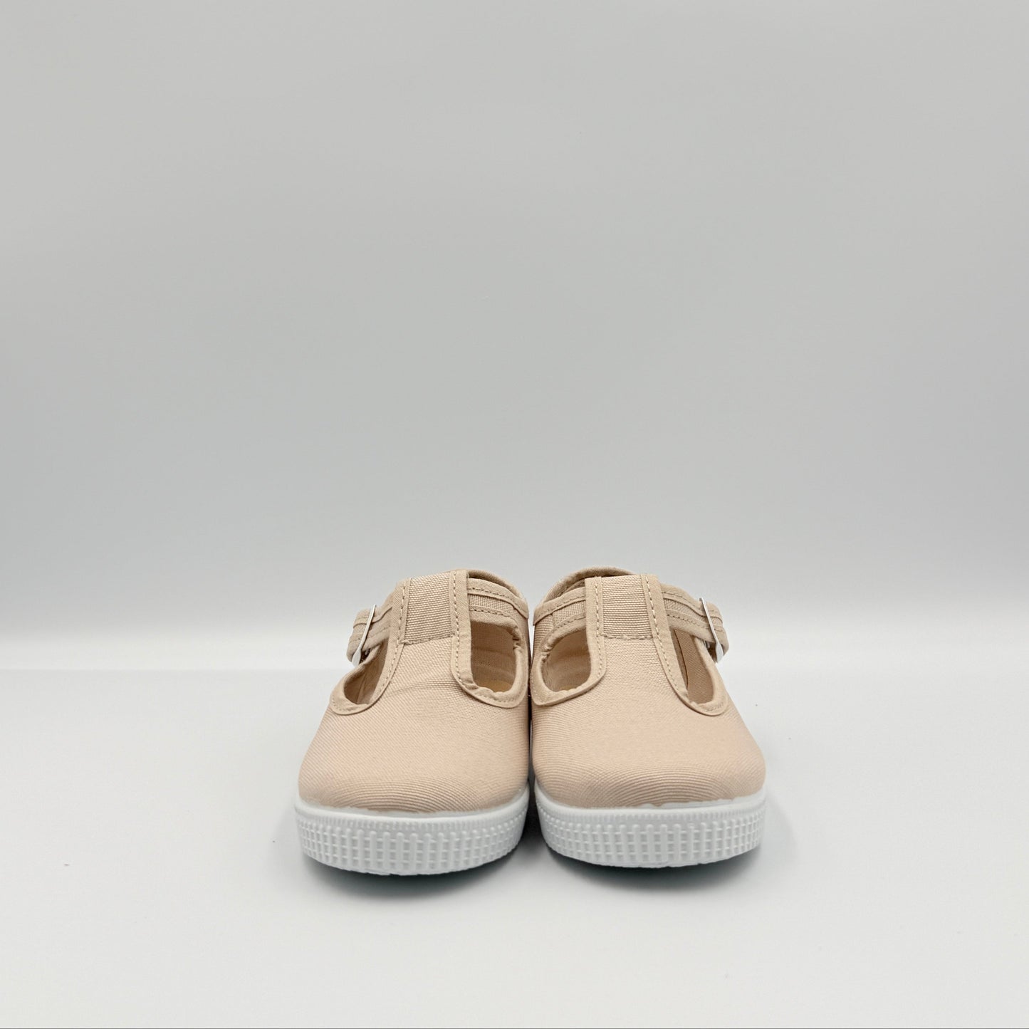 T- Strap 'Naia' Sand