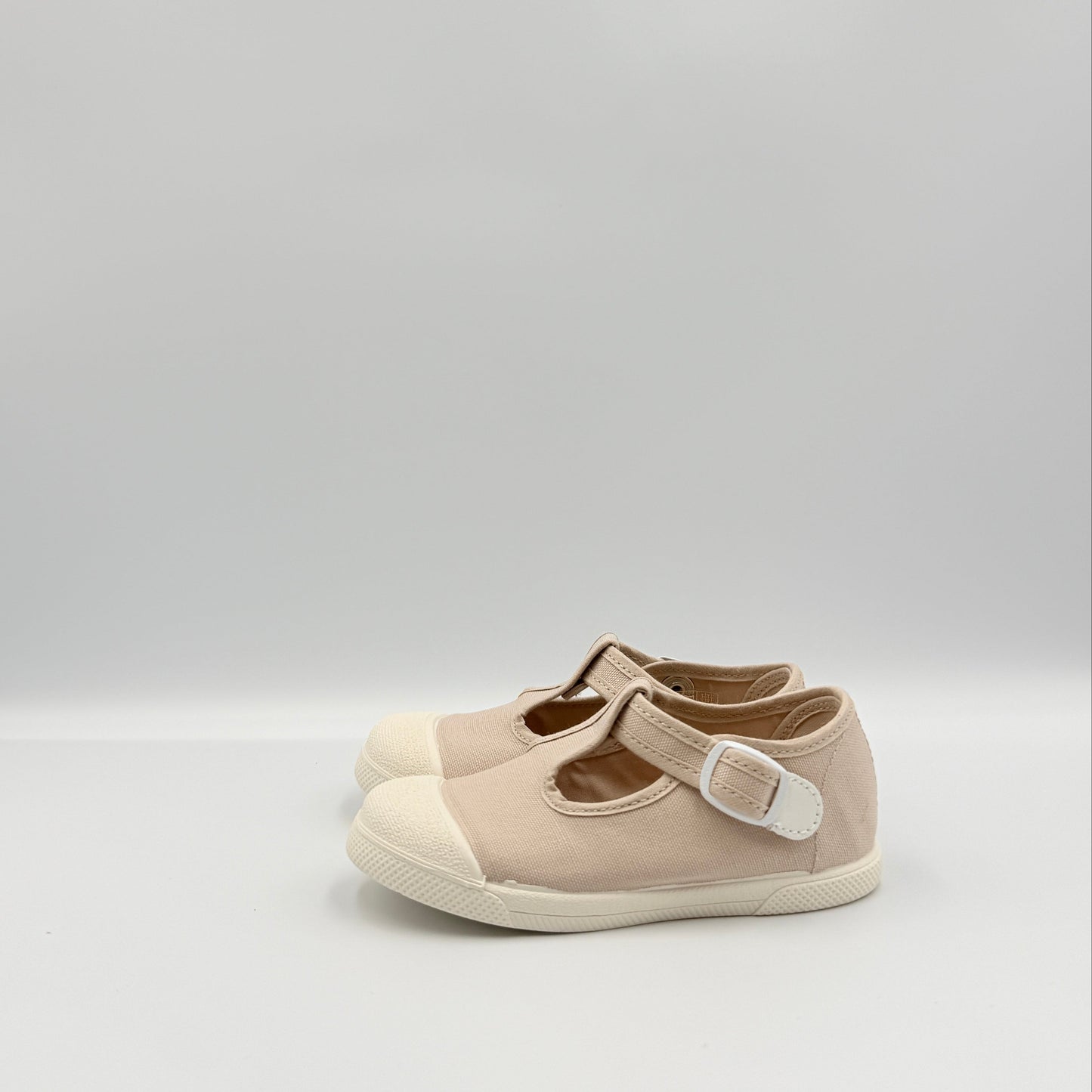 T- Strap ''Cap Toe' Sand