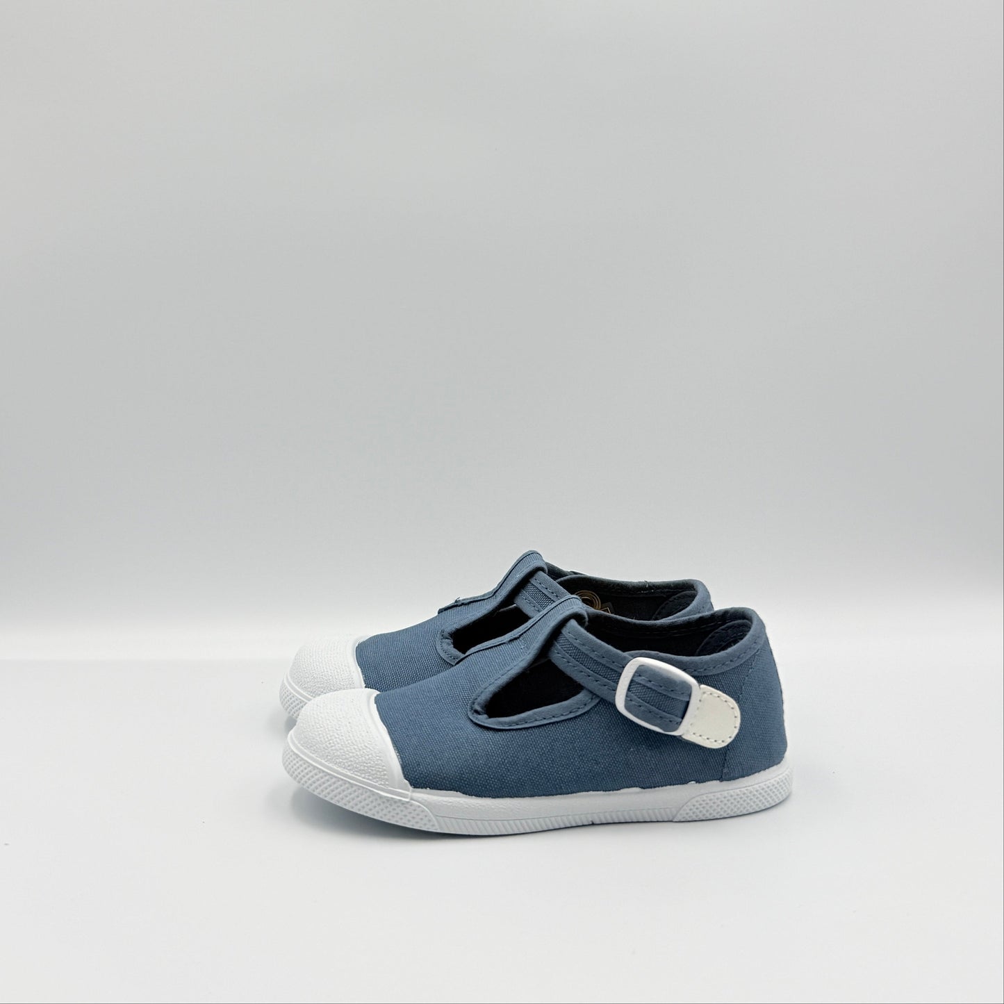 T- Strap 'Cap Toe' Navy