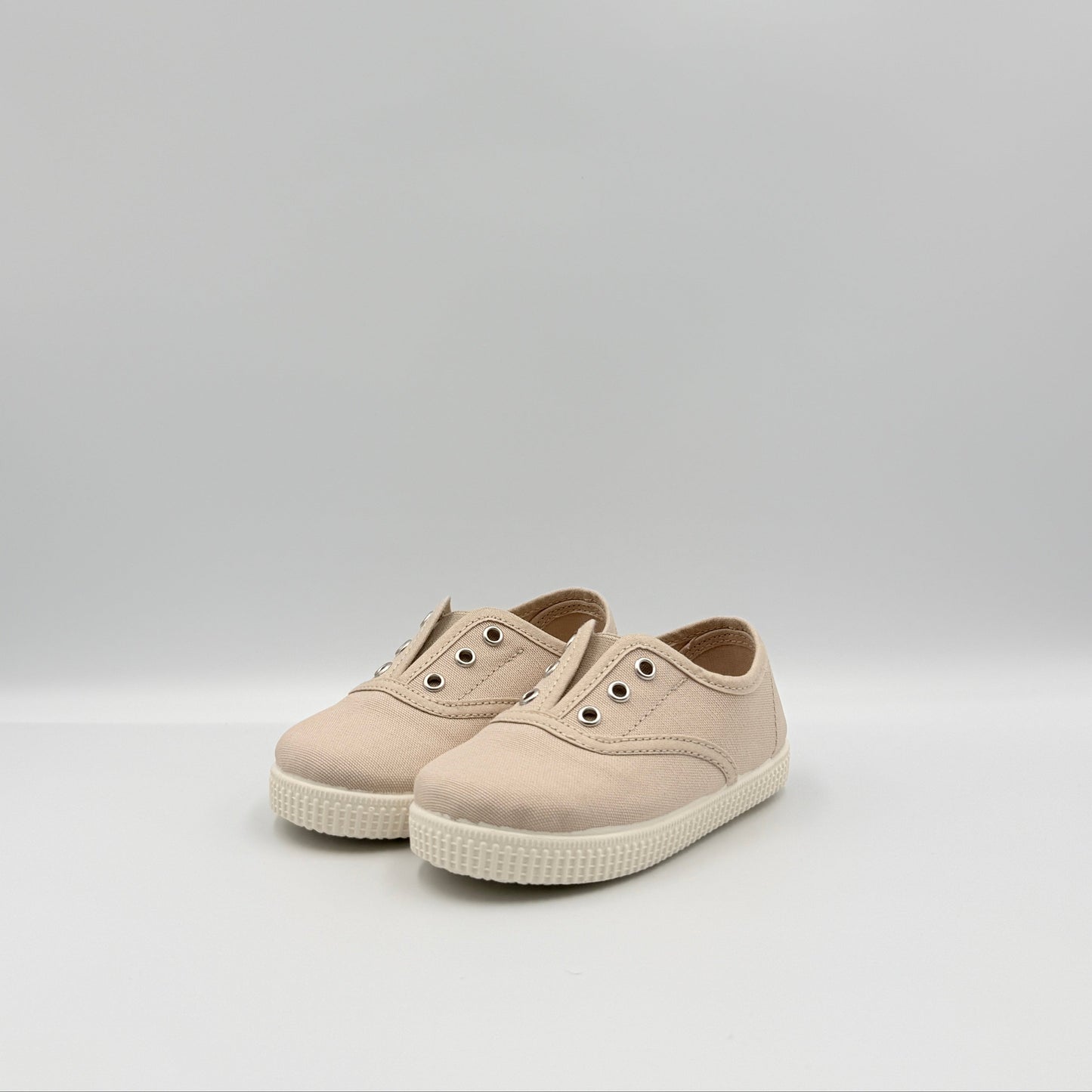 Slip On Trainer 'Tokio' Sand